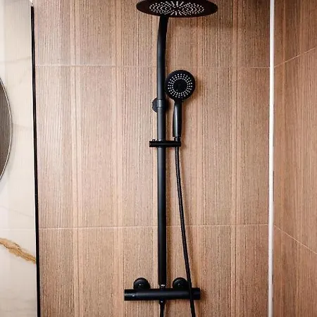 101 アパート ヴィソコ